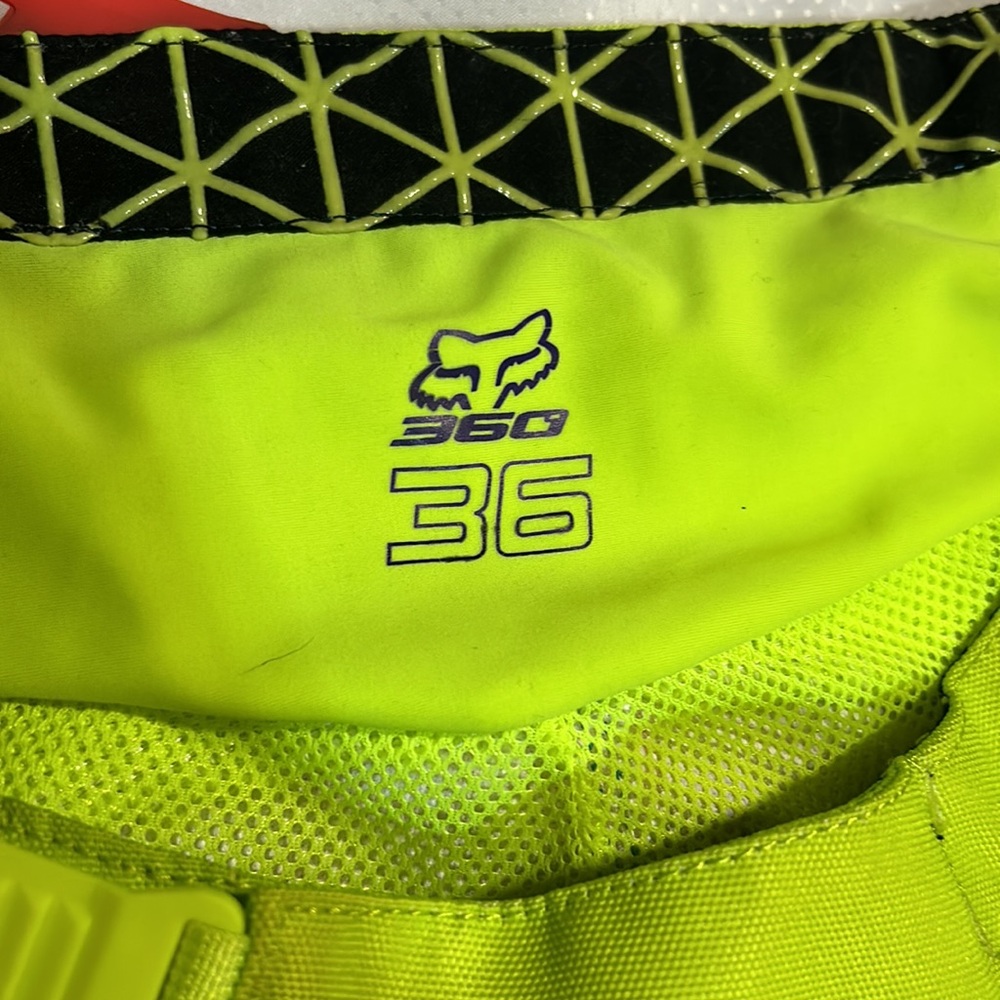 Fox 360 Moto Pants Size 36 Neon Leopard Print Motocross Dirt Bike Atv Protection - Picture 4 of 12